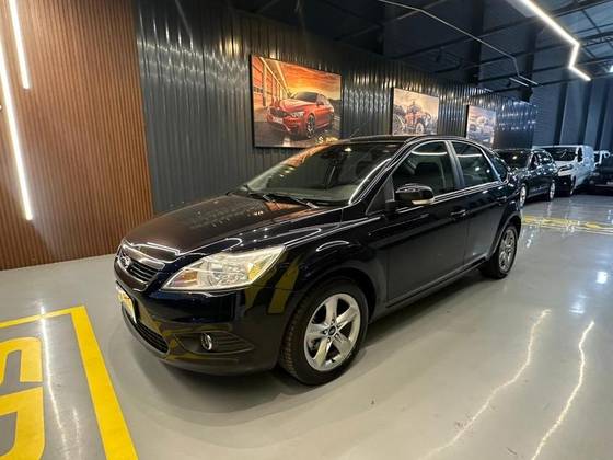 FORD FOCUS 2.0 GLX 16V FLEX 4P MANUAL